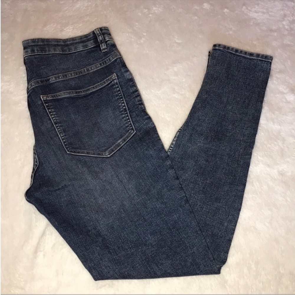 Divided High Waisted Skinny Jeans